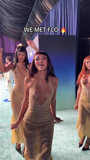 MY GIRLS ARE SERVING #VMAS @CBS @MTV | flo