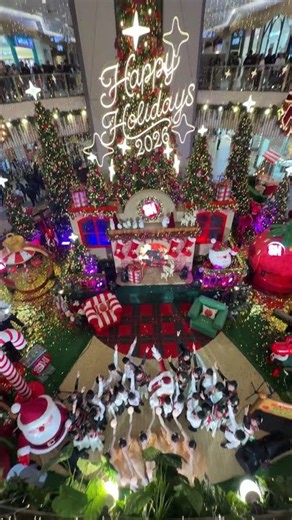 The Christmas magic has arrived in the City of Pines! SM City Baguio Christmas Lighting Ceremony!