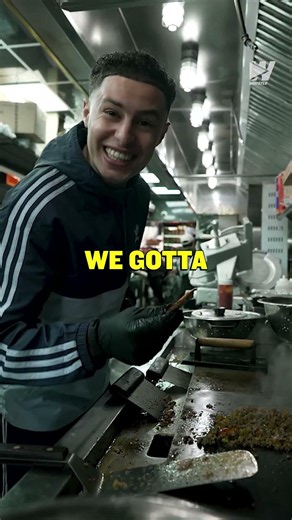 OussiFooty Makes The Perfect Chopped Cheese, The Ocky Way! 😋