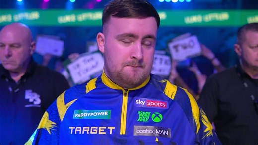 The current world champion faces a former world champion 👑 Luke Littler vs Rob Cross up next 👀 | Sky Sports