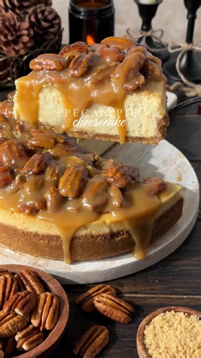 Pecan Pie Cheesecake 🍂🥧🤎 Silky smooth brown butter brown sugar cheesecake, over a graham cracker crust, topped with caramel pecan pie topping 🍂 Find the full recipe on inbloombakery.com 🥧 #pecanpie #cheesecake #thanksgiving