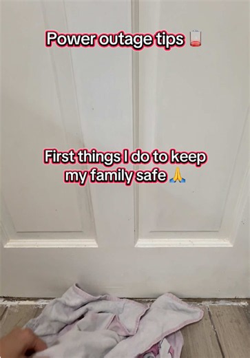 Things I do to keep my family safety during Power outage ,Preparation and survival tips 🙏 #poweroutage #usa #creatorsearchinsights #safety #power