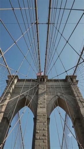 Brooklyn Bridge Then & Now 🌉 | New York City’s Iconic Landmark