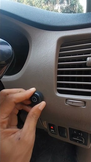 Toyota Innova Crysta Hidden Features 🚗🤫 | Secret Functions Explained 🔥