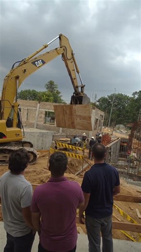 removing shoring #construction #heavycivil #civilengineering #buildingservicesengineering #civil #co