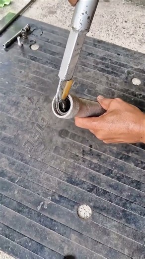 GIVE Me a Lever! Easiest Way to Remove Oil Seals 🔱