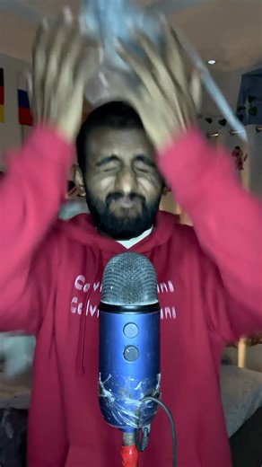 ASMR TAPPING ON SHOES 👟 #asmr