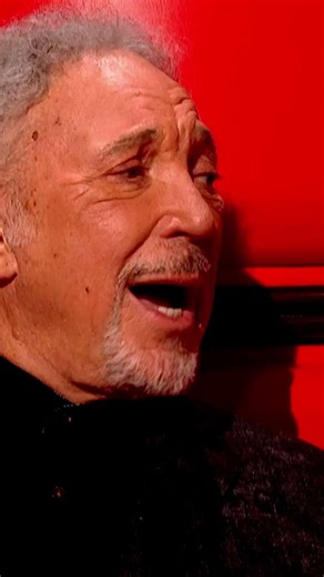 Tom Jones & Jennifer Hudson 'Never Loved A Man' at The Voice UK FULL VIDEO @TomJones