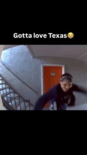 Real chaos💥 Real clips💯 on Instagram: "Dramatic video shows a tenant in a Dallas apartment opened fire through his door at two men posing as maintenance workers trying to break into his home"