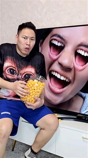 POPCORN PRANK 😅😱🍟