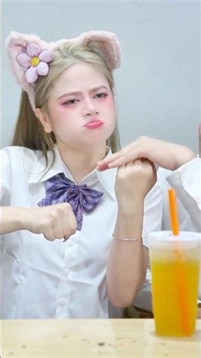 😂 The Cringiest Couple Ever #lilymeow #lilymiumiu #couplegoals #schoolcrush #schooldrama