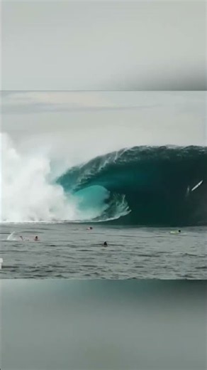 An unforgettable swell from 2012 at Cloudbreak ⚡