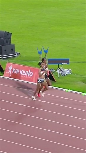 Nigist Getachew crosses first in the women's 800m 🏃 1:58.79 in Nairobi #ContinentalGoldTour