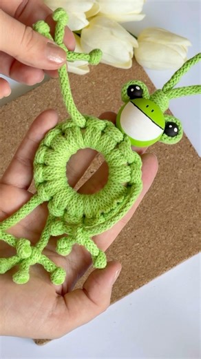 Macrame frog tutorial 🐸✨ | Full tutorial on YouTube