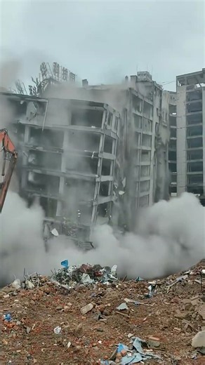 🏚💥 Concrete High Rise Building Demolition Process