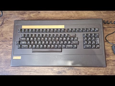 Vintage Yugoslav computer keyboard Tim 020