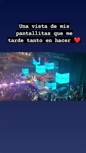 Hoy, hace 3 años realicé mis primeras animaciones motion graphics para la Arena Ciudad de México en la Triplemanía XXXII. Fue un arduo trabajo que realicé to sola, desde el planteamiento visual… | Dení Arteaga