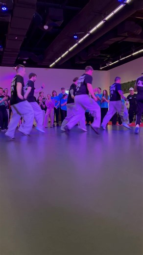 How to start a Jumpstyle meeting proper 👑 Rate our sync 1-10 👇 #dance #jumpstyle #jumpstyledance #hardjump #джампстайл