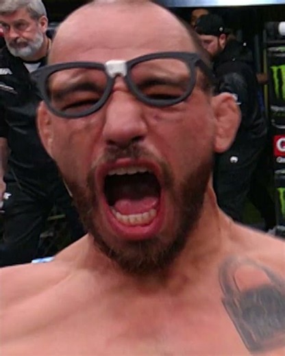 THE FIGHTING NERDDDDD 🤓 #nocheufc