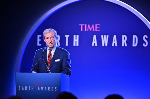 Bernie Sanders' anti-billionaire group defends surprising endorsement of billionaire for CA governor