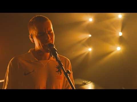 Justin Bieber - Peaches ft. Daniel Caesar & Giveon | Official Music Video | HD