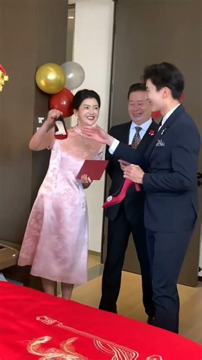 Finally Married! ❤️ Beautiful Chinese Wedding Moment | Red Dress Ceremony #wedding #shorts