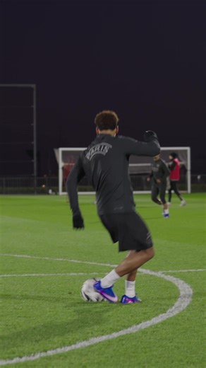 End of 2025 yesterday, in style ✨ #PSG #Doué #Skills | desire doue