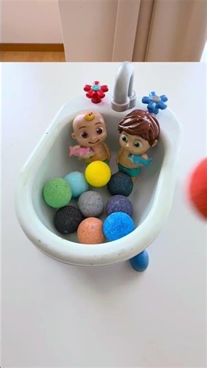 10 Colors🌈Guess the Color🛁 #colormixing #shorts #bathbomb