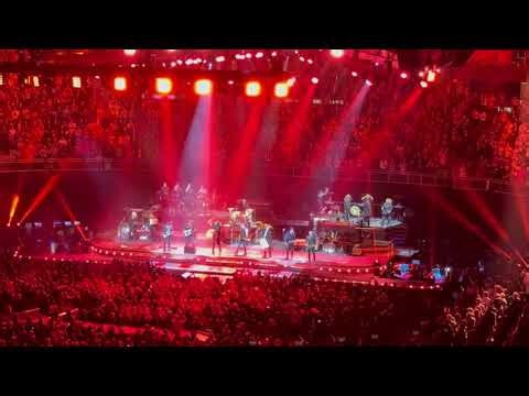 Bruce Springsteen & The E Street Band - 2026-04-20 - Prudential Center, Newark, NJ