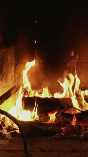 Cozy Fireplace Crackling 🔥 Real Fire Sounds (No Music)