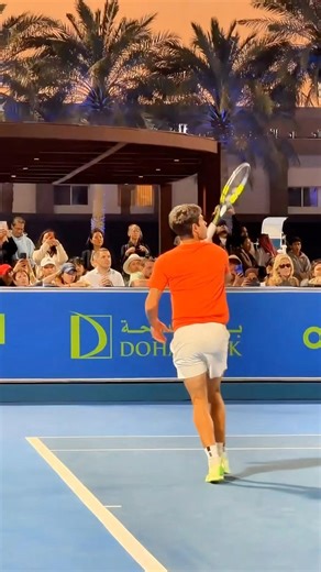 Alcaraz's Backhand Ball Catching Skill 🎾 #Shorts