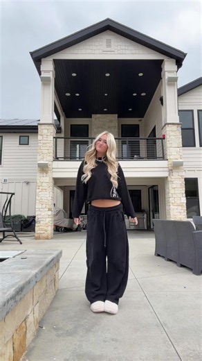 This dance is funnn 😋 #dance #ootd #outfitinspo #newdance #dnacestodo | dances to learn