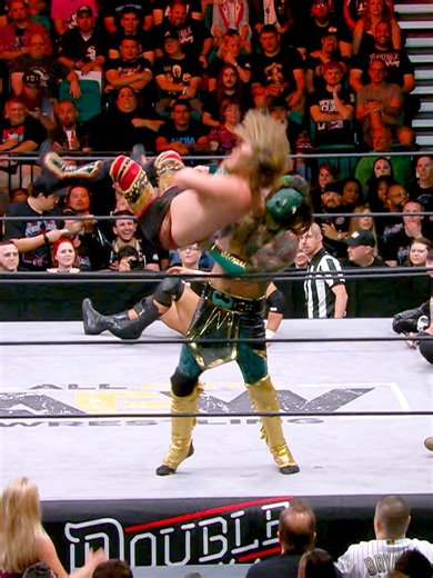 #AEWDoN 2019: Luchasaurus brought DESTRUCTION to the 21-man Casino Battle Royale! 🃏 Don’t miss #AEWDoN LIVE Sunday, May 24!