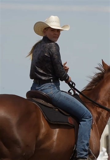 Barrel Racing Fun: Try It With Kate's Pony!