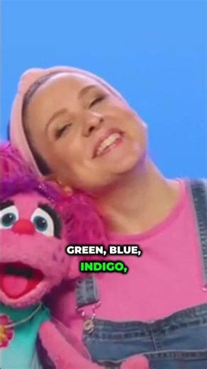 Elmo Loves a Rainbow