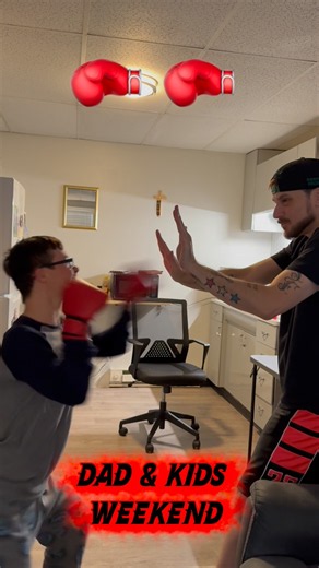 Dad and kids weekend boxing training #dad #dadlife #positivity #fatherson #boxing #fun #parenthood