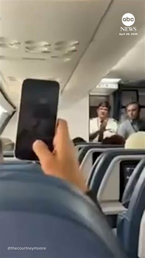 A Delta passenger was removed from a flight just before takeoff for refusing to get off their phone. The plane was about to leave Miami for Atlanta when the airline says the passenger became disruptive. The flight ended up leaving an hour late. https://t.co/mlsmGtcMQj