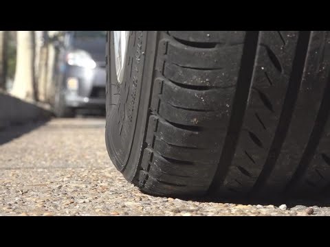 Why do tires deflate in cold weather?