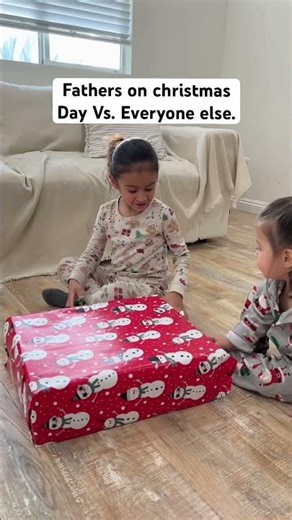Fathers on Christmas Day VS. Everyone else.. #funny #couples