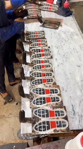 How Shoe Soles Are Made Using Liquid Materials | The Daily Mix