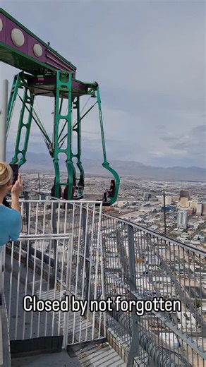 Thrillridesphotography on Instagram: "Insanity at The Strat in Las Vegas This was one of the most intense thrill rides ever built, dangling riders about 900 feet above the Strip while spinning them around at about 40mph and pushing up to 3Gs. The massive arm extended roughly 64 feet out over the edge and tilted riders at up to 70 degrees above one of the busiest streets in the world. It opened in 2005, became a signature part of the skyline, and ran for nearly two decades before being closed ind