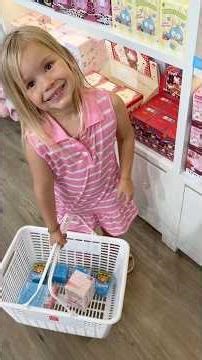 YOYO hunt with Chloe & Michael