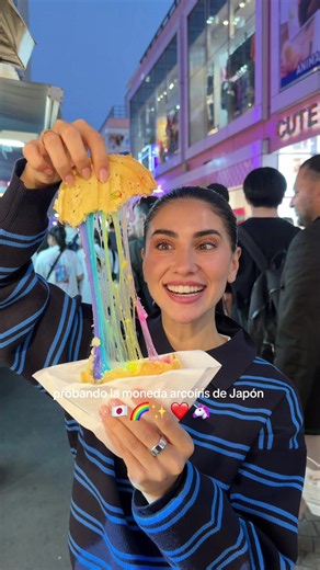 Probando la Moneda Arcoíris de Queso de Japón 🌈 ¿Sabe a Queso?