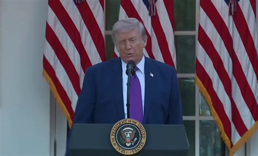 🚨 BREAKING🇺🇸 TRUMP WILL MAKE AN EMERGENCY ANNOUNCEMENT AT 3:00 PM ETRUMORS SAYS HE WILL END THE CEASEFIRE WITH IRANTHIS IS VERY BAD FOR THE MARKETS IF TRUE