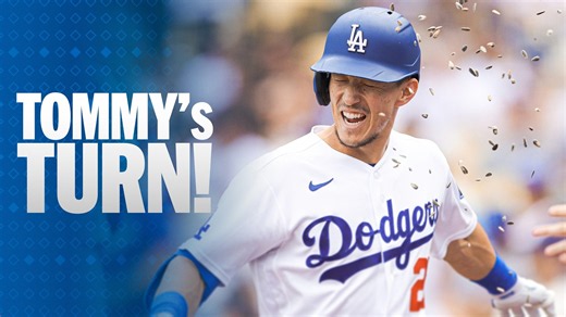 TOMMY'S TURN! Tommy Edman turns on this pitch for a game-tying homer! 🤩 | MLB Highlights