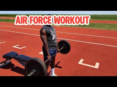 FULL BODY WORKOUT ON AN AIR FORCE BASE 🇺🇸 