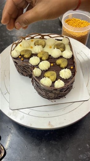 Geometric Elegance: White & Dark Chocolate Heart Cake #shorts #cake