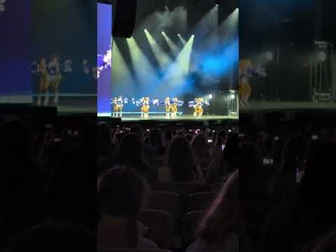 Dallas Cowboys Cheerleader Tour Show