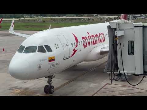 FLYING WITH AVIANCA FROM PANAMA TO EL SALVADOR