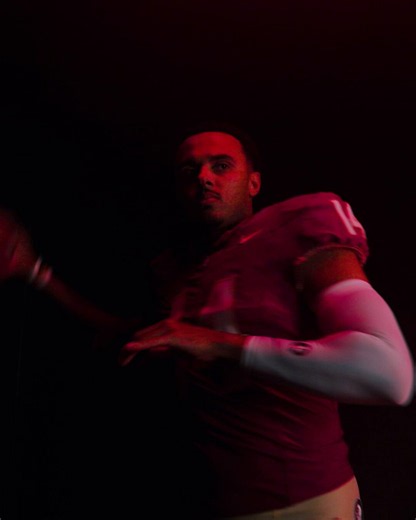 QB KEEPER!Ashton Daniels keeps it and takes it 7yds for the 𝗧𝗢𝗨𝗖𝗛𝗗𝗢𝗪𝗡!Q1: 8:34 | UL 0, FSU 7#NoleFamily https://t.co/IPeH8aa34t